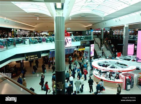 south terminal gatwick shops.